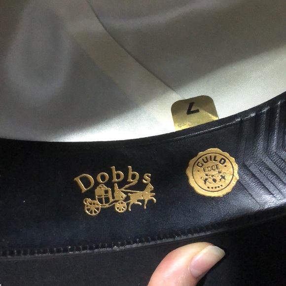 Vintage Dobbs Fedora - Picture 3 of 9
